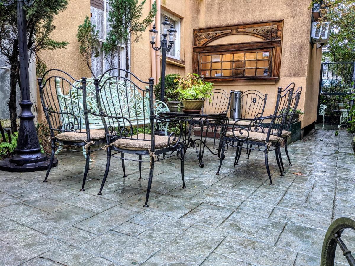 Parisian Courtyard Inn Ню Орлиънс Екстериор снимка